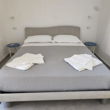 Boutique Degli Dei,tropea Portobello Village * Gasponi